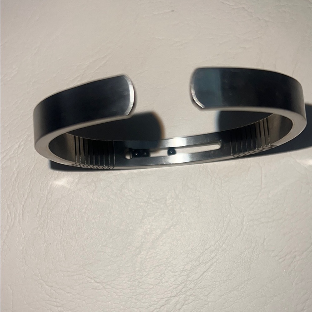 Elegant Silver Jewelry Accessory